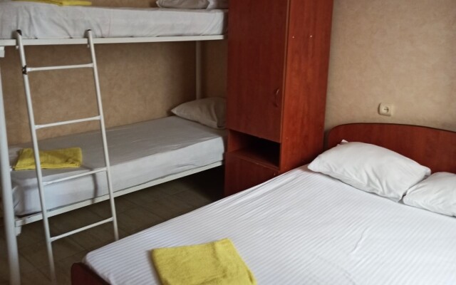Oskar Guest House
