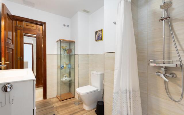 Home2Book Stylish & Roomy Santa Cruz City Center