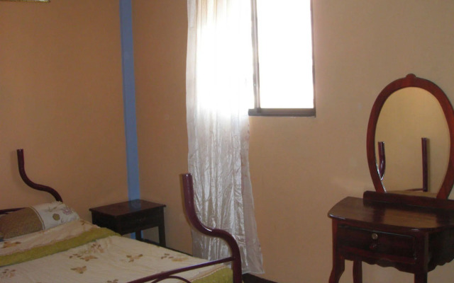 Hotel Eloy Alfaro - Hostel