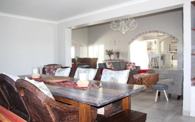 Zeezicht Villa - Jacobsbaai