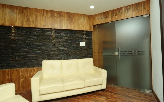 OYO 12851 Structural Homes