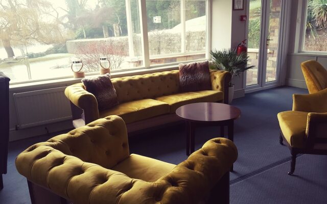 Paddocks Hotel