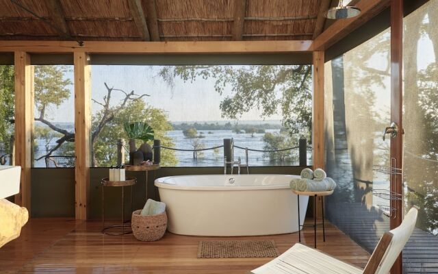 Victoria Falls River Lodge