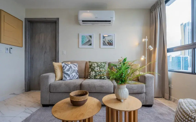 w Majestic 1BR w Beautiful View in Calle 50