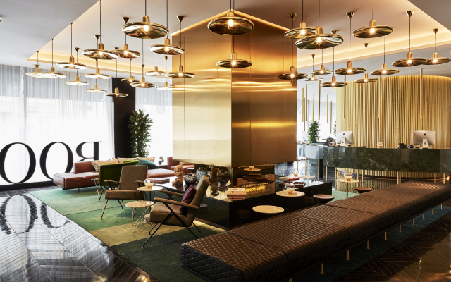 Roomers Munich, Autograph Collection