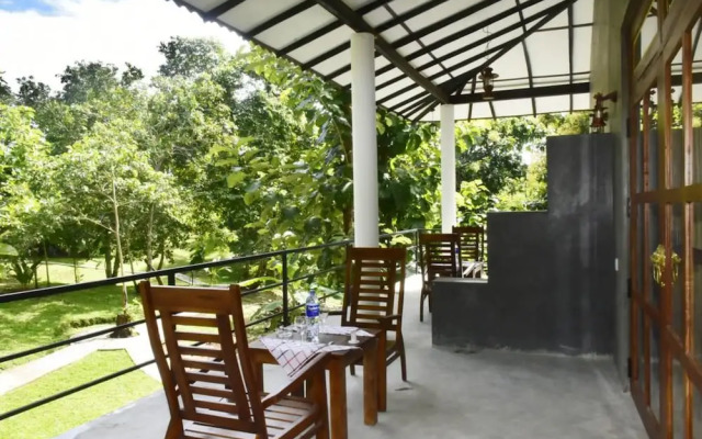 Safari Queens Resort