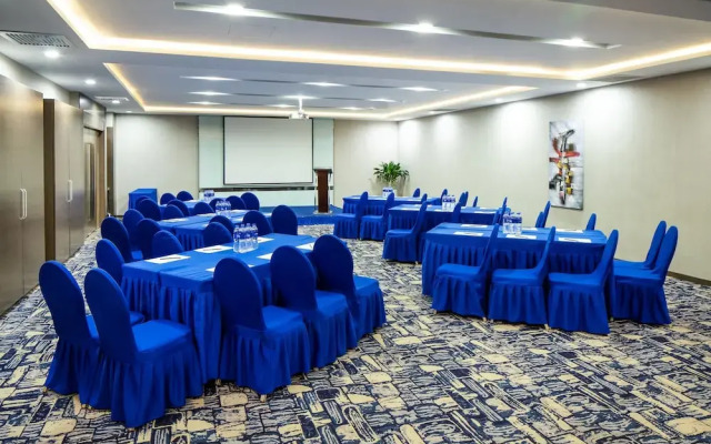 Holiday Inn Express Shenyang North Station