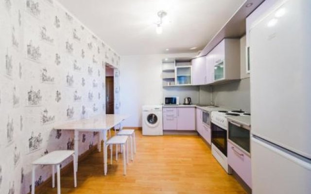 Dekabrist apartment at Babushkina 32b