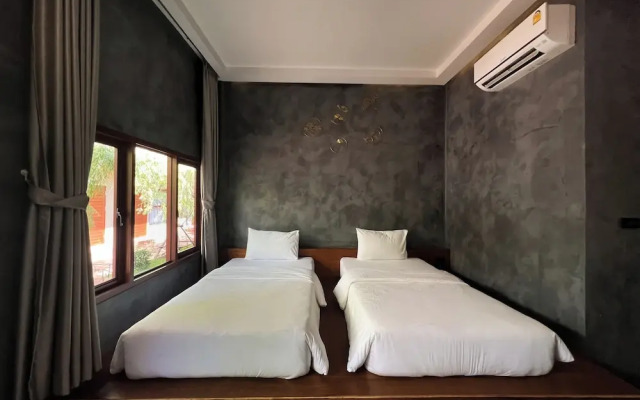 Tachang Airport Hotel