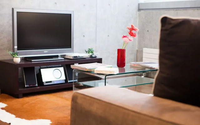 Full Circle Apartments