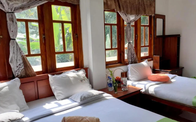 Subash Hotel
