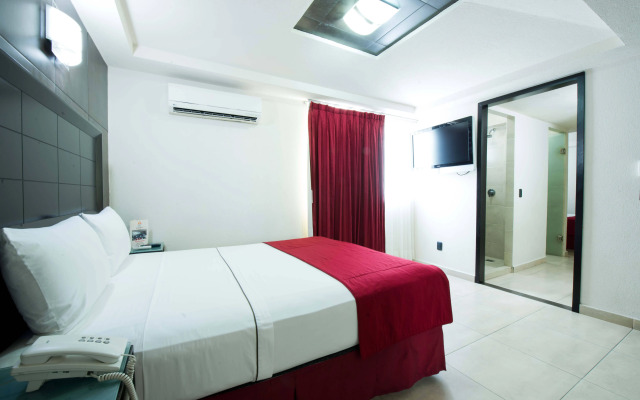 Hotel Portonovo Plaza Malecón