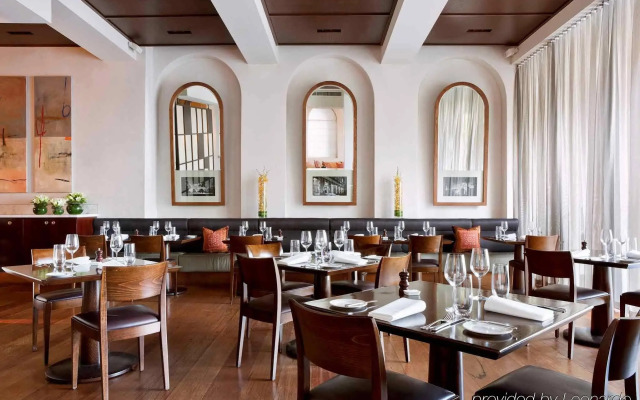 Hotel Lindrum Melbourne MGallery by Sofitel