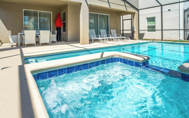 Storey Lake 6BR Private Pool Spa Waterpark/disney