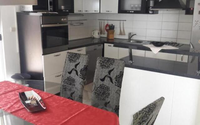 Apartments Danijela
