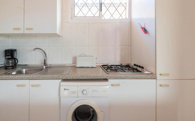 Spacious Holiday Home in Cambrils with Shared Swimming Pool