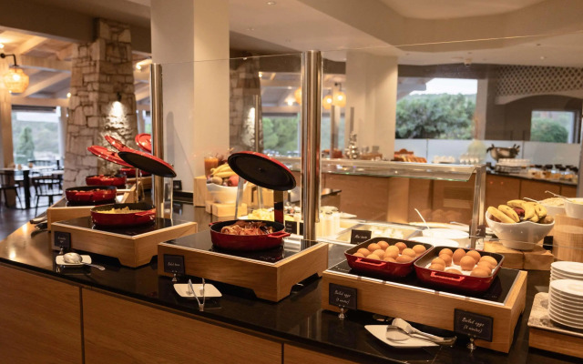 Mövenpick Resort Agios Nikolaos Sivota