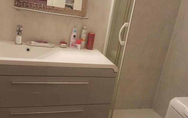 Studio Gruissan Proche Plage Des Chalets (Adults Only)