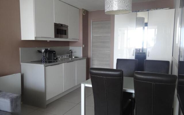 Cannes design vue mer