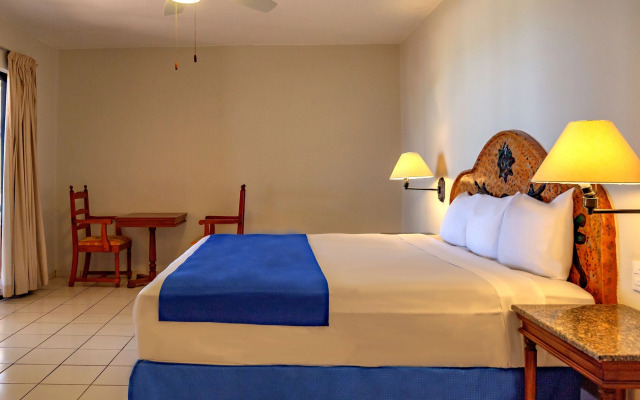 Reef Yucatan Hotel and Convention Center All Inclusive