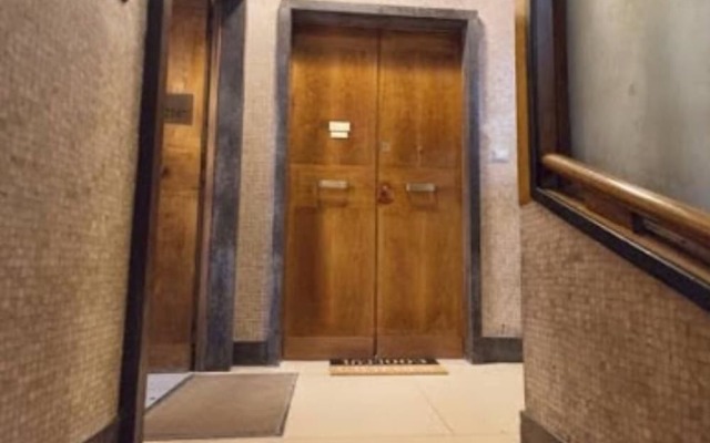 Отель Toledo one