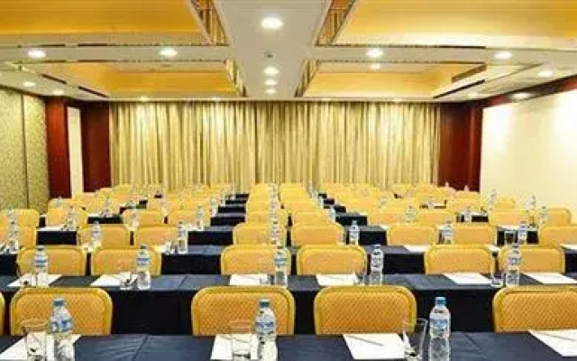 Jinan Zhuo Rui Hotel