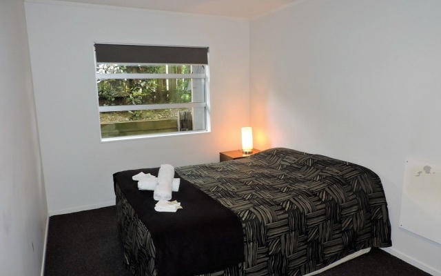 Rimu Park Lodge – Guest Rooms – Ohakune