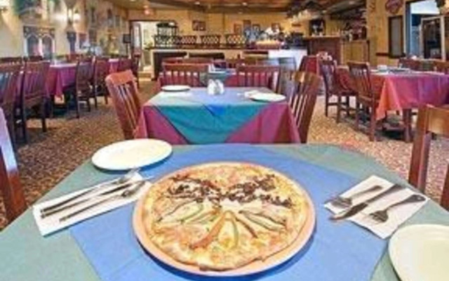 Quality Hotel & Suites Montreal East