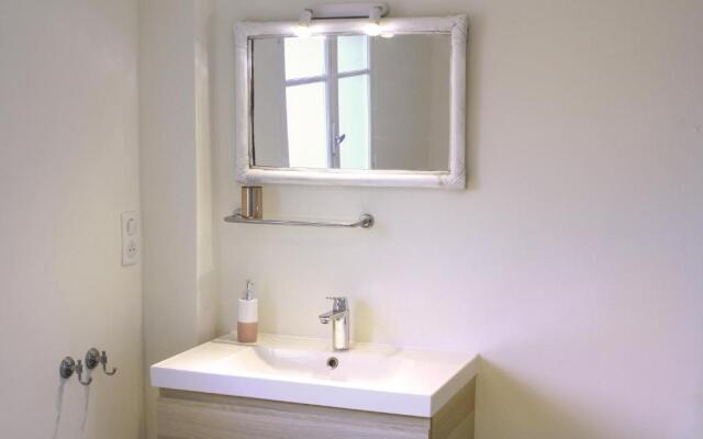 VILLA ARVOR CANNES Appartement indépendant en bas de maison