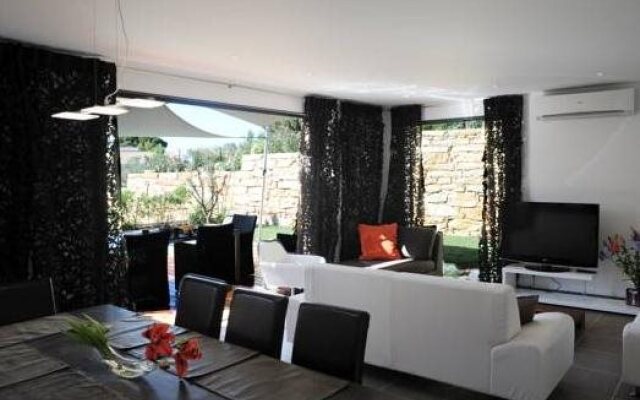 Le Hameau de la Crique de lAnglaise