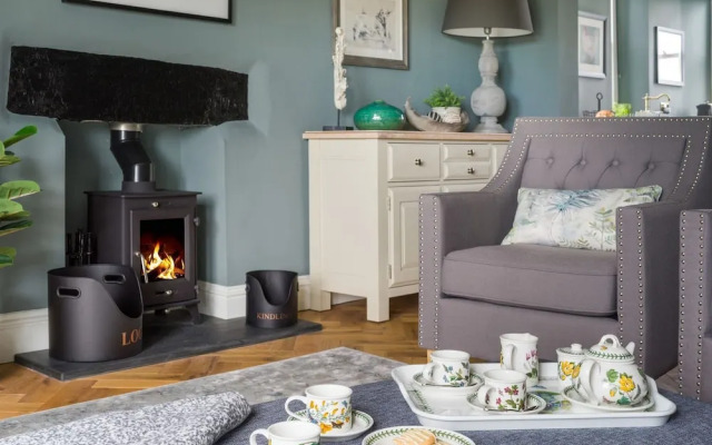 Wansfell at Lipwood House