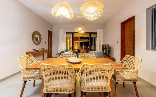 Immaculate 2-bed Apartment in Pereybere Grand Baie