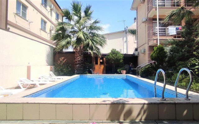 Gold NiVa Guest House