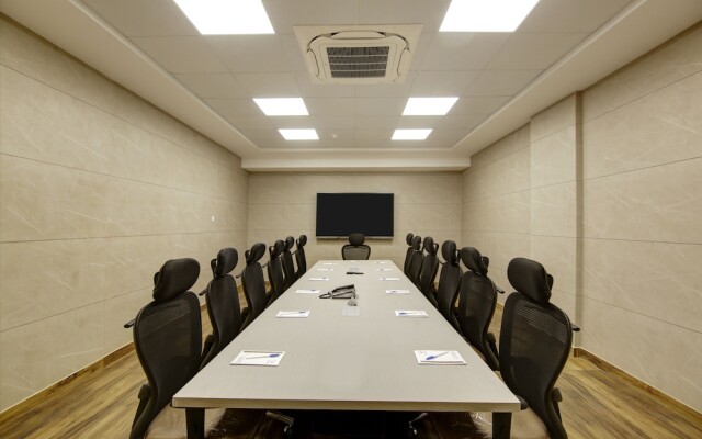 Stepstones Hotels and Inn-DLF PHASE-3