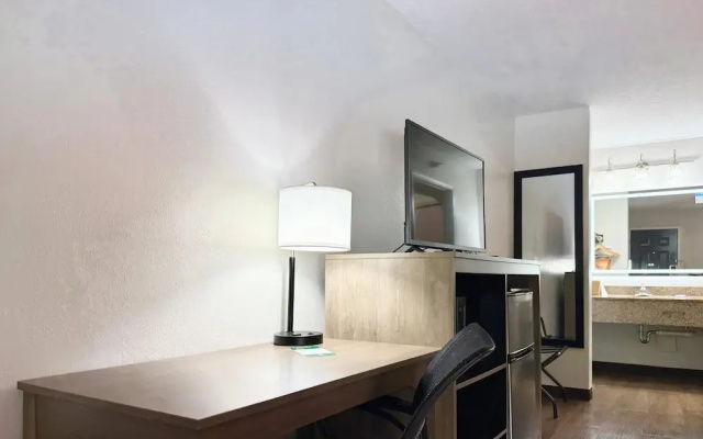 Quality Inn & Suites Greenville