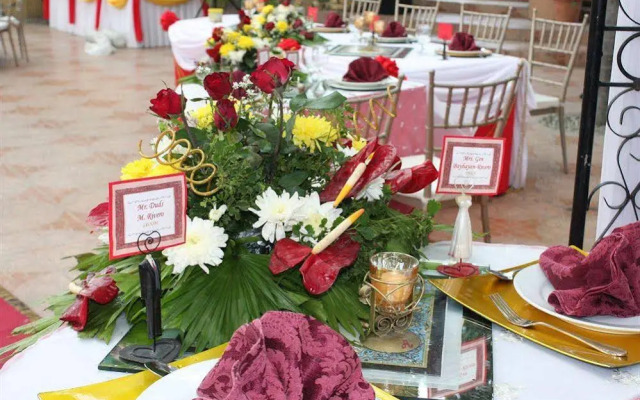 Alessandra Garden