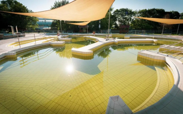 Tisia Hotel & Spa