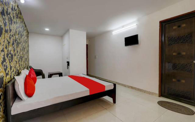 OYO Flagship 80499 New Bhandan Lawn