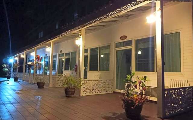 Khaokor Whitehome Resort