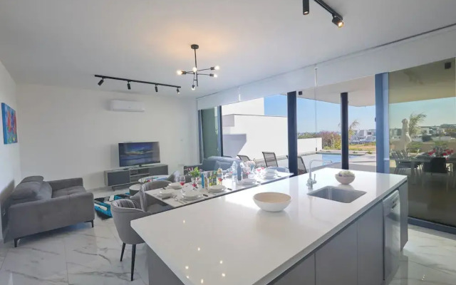 Protaras Aqua Pearl Villa Aq12