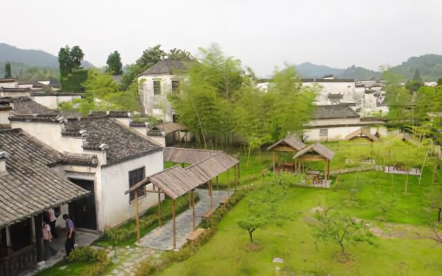 Xidi Travel Lodge