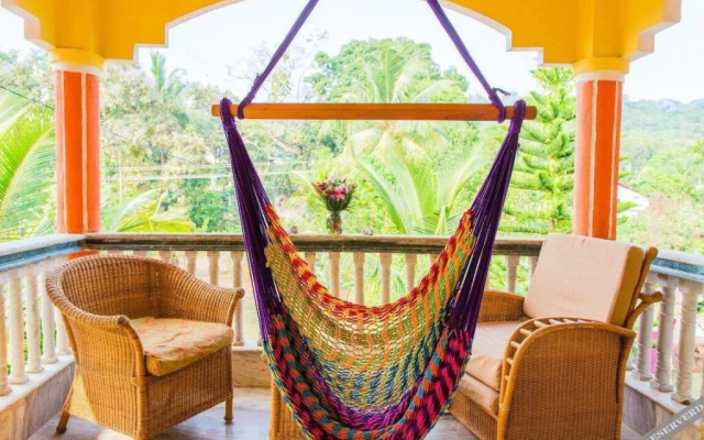 Koala Hotel and Lounge