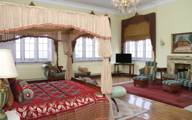 The Lalit Grand Palace Srinagar