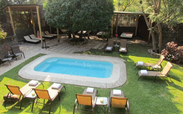 El Pistache Couples Boutique Hotel