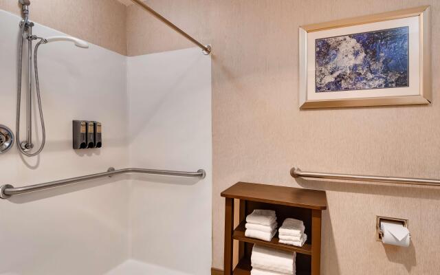 Best Western Plus River Escape Inn & Suites