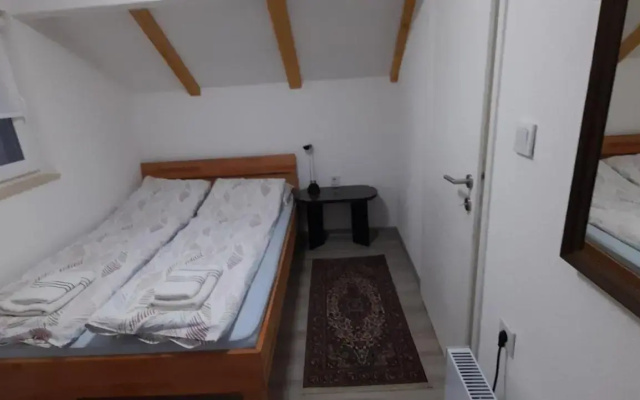 Ravne weekend house