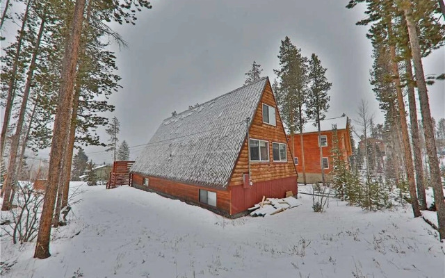 Mary Jane Chalet - 5 Br Chalet