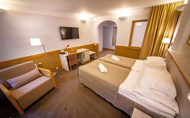 Hotel Liilia