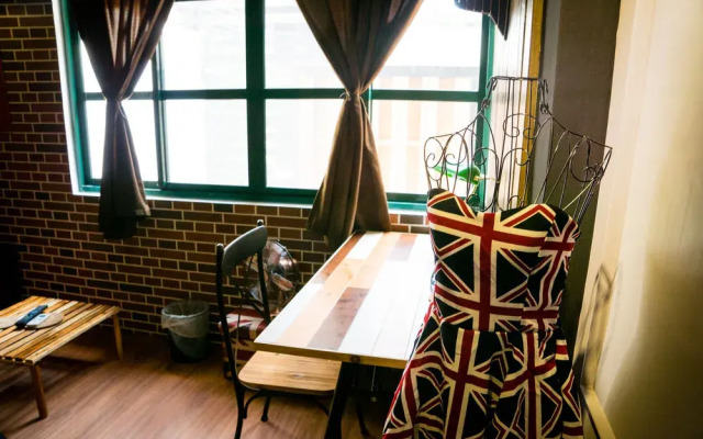 Baker Street Design Inn