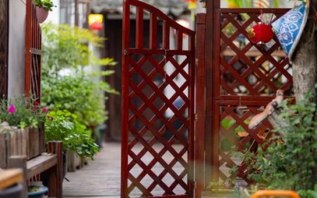 Zhouzhuang Yunxige Hostel
